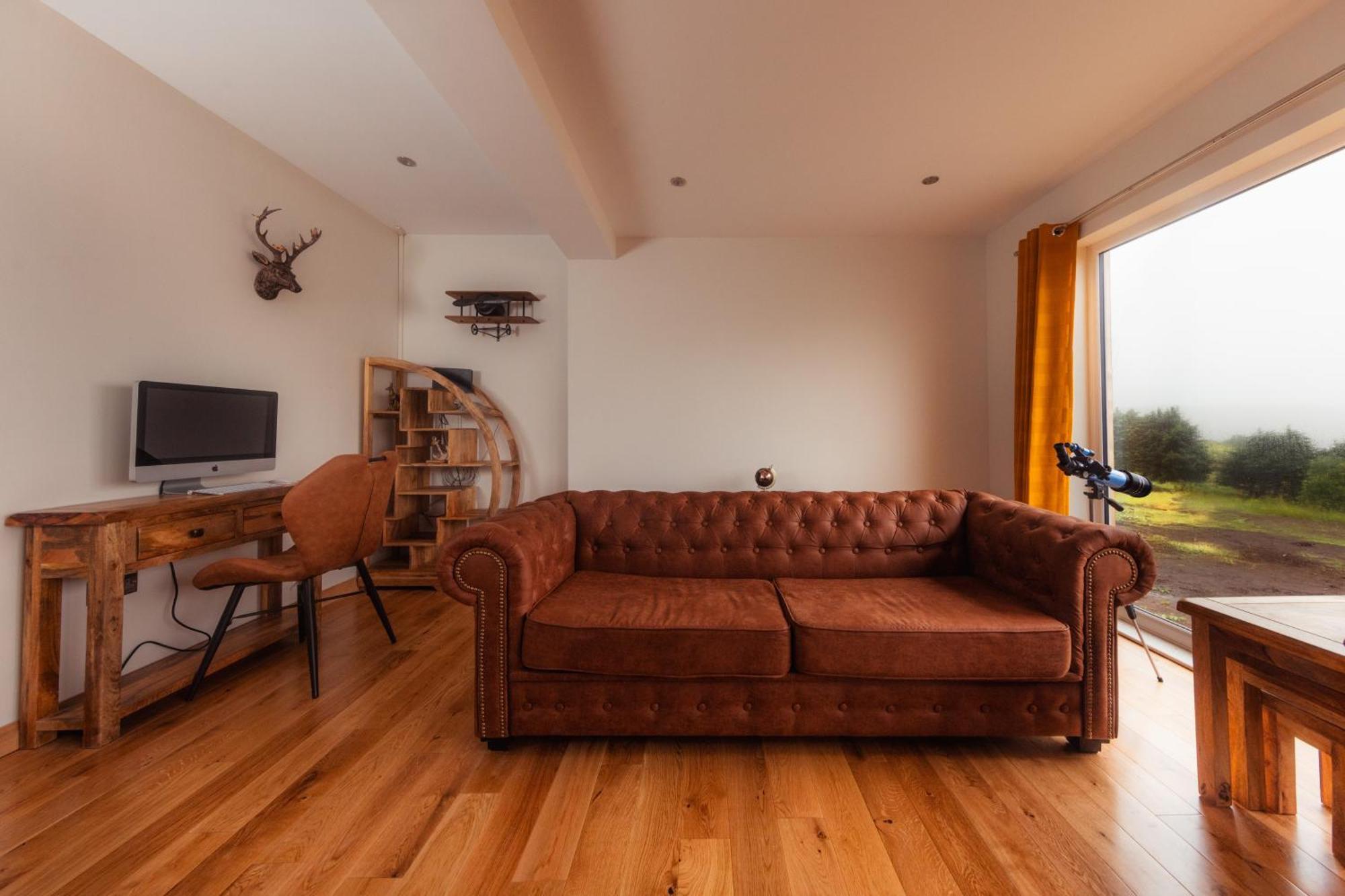 Luxury Cottage With Stunning Views By Fairy Pools 4 Carbost  Exterior foto