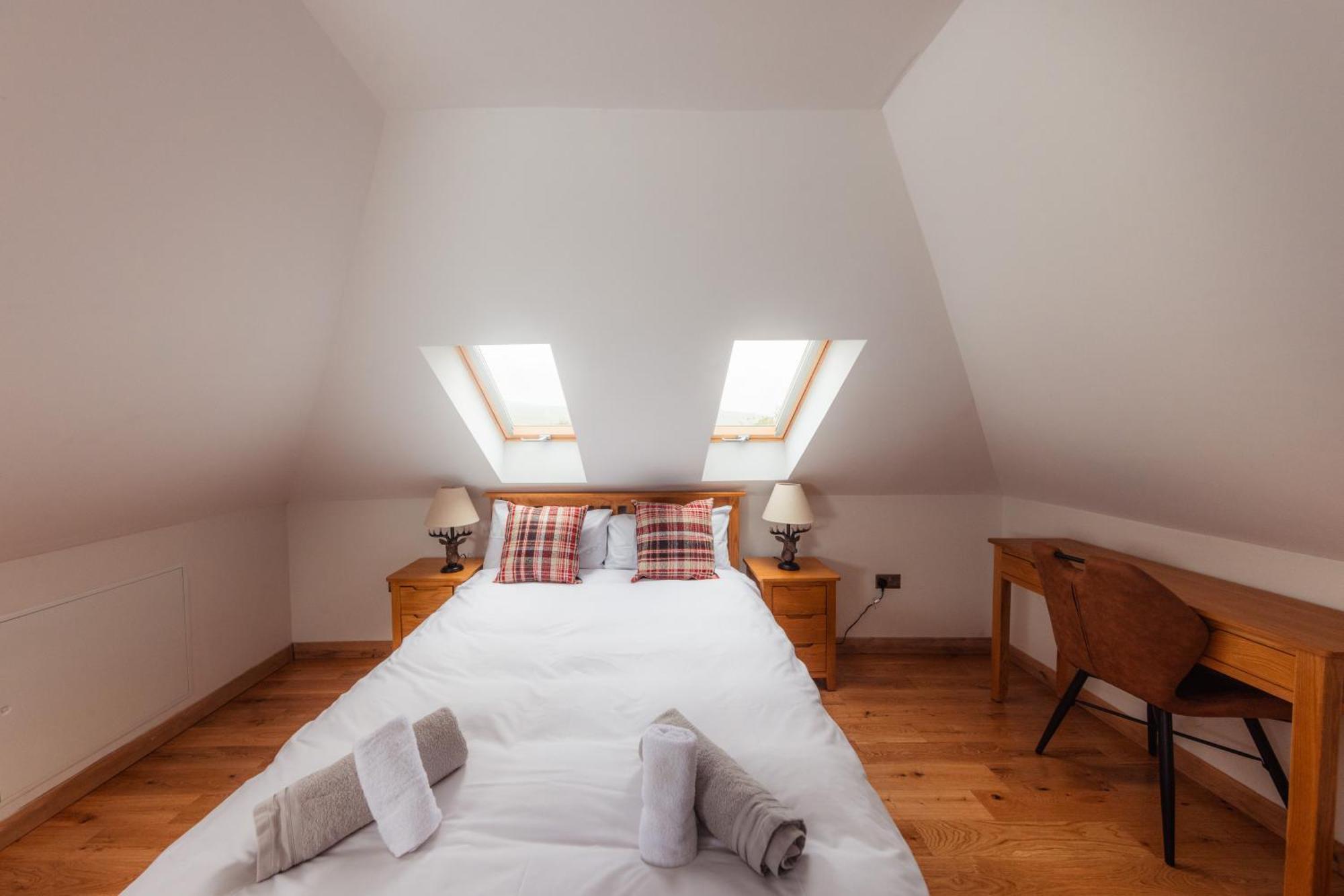 Luxury Cottage With Stunning Views By Fairy Pools 4 Carbost  Exterior foto
