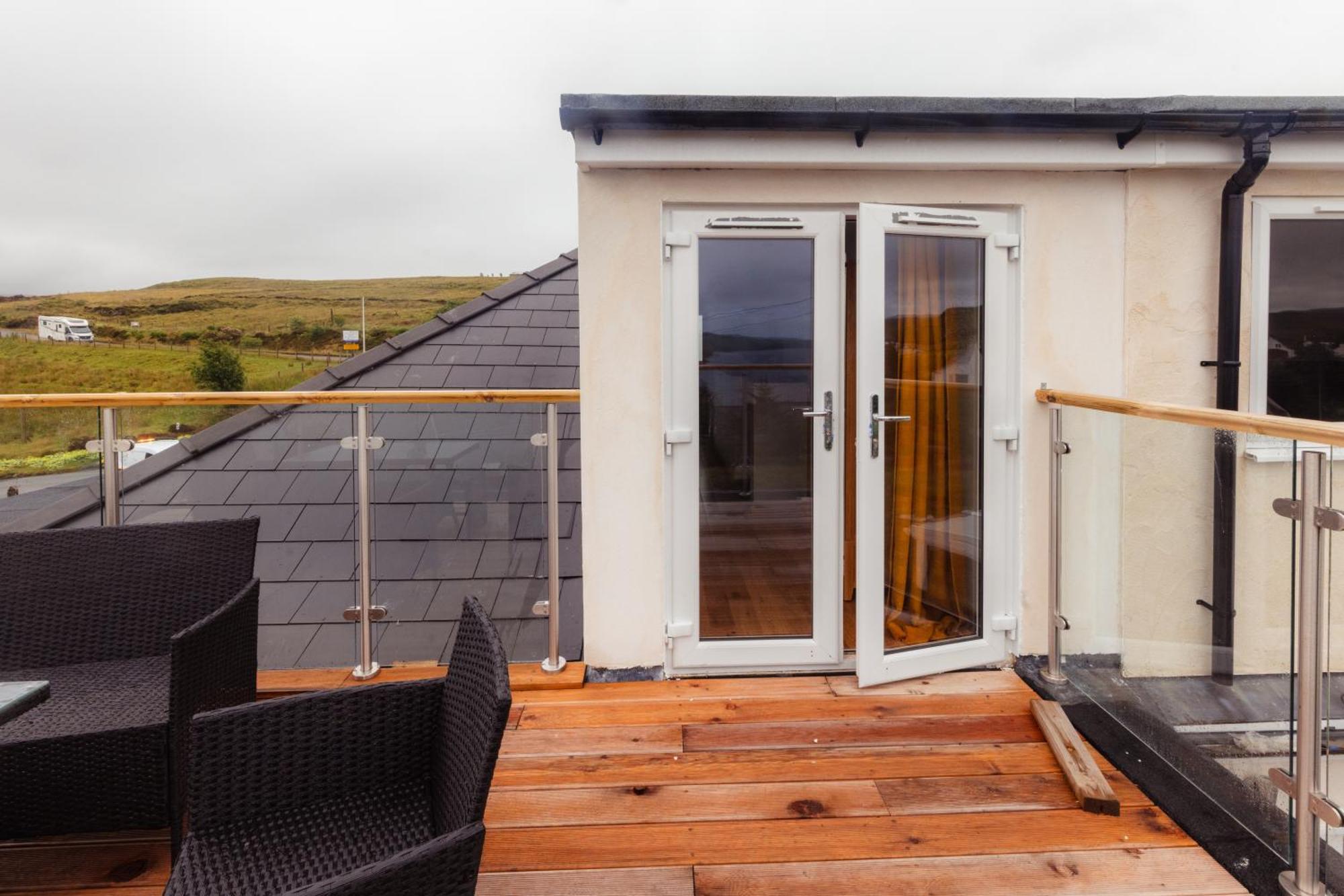 Luxury Cottage With Stunning Views By Fairy Pools 4 Carbost  Exterior foto